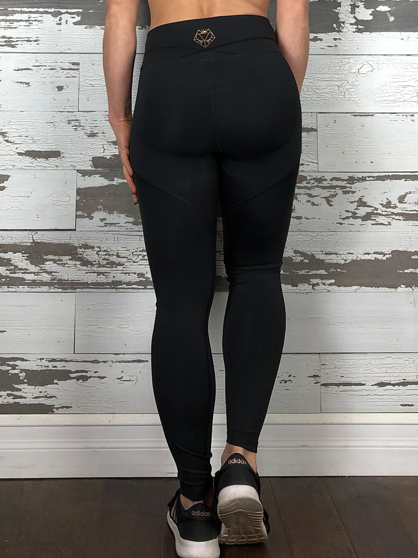 Feed The Wolf - Booty Pop Legging – feedthewolf